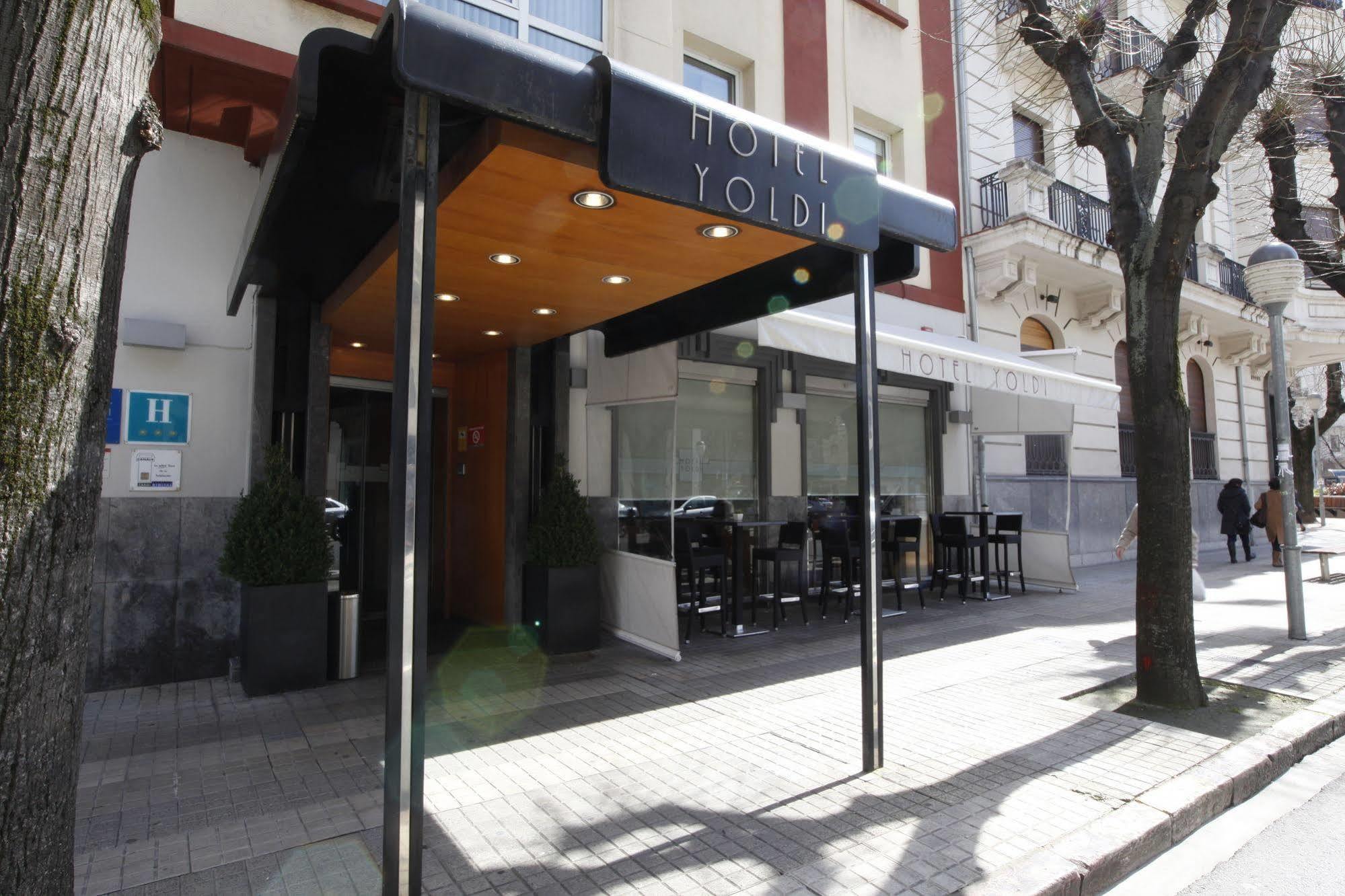 Hotel Yoldi Пампона Екстериор снимка