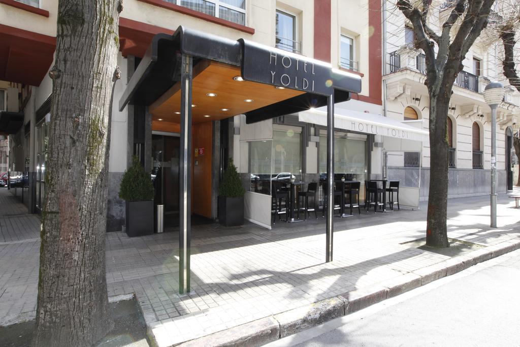 Hotel Yoldi Пампона Екстериор снимка